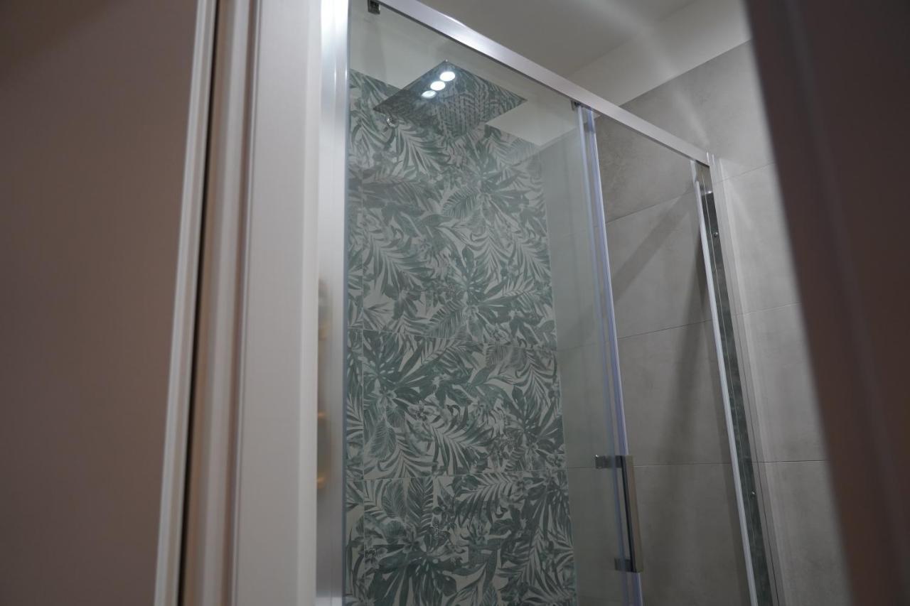 Ds Apartment Catania Bagian luar foto