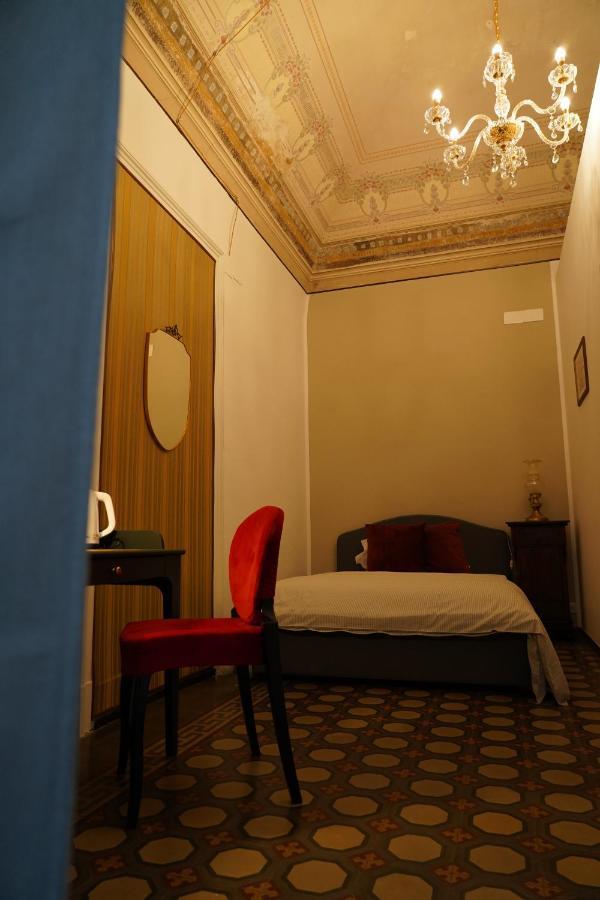 Ds Apartment Catania Bagian luar foto