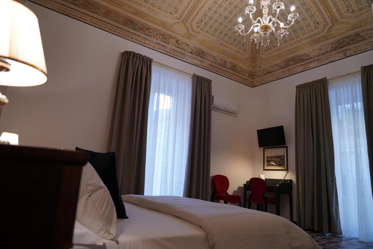 Ds Apartment Catania Bagian luar foto