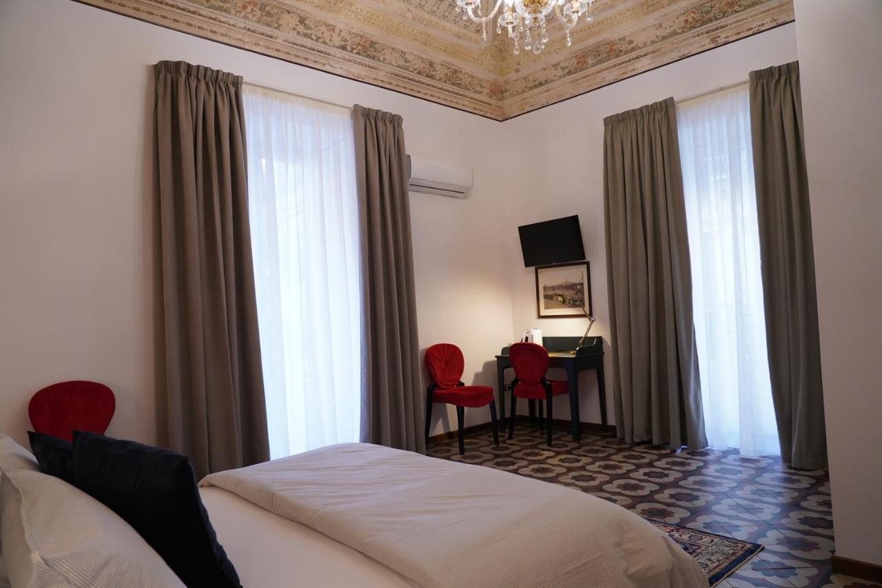Ds Apartment Catania Bagian luar foto