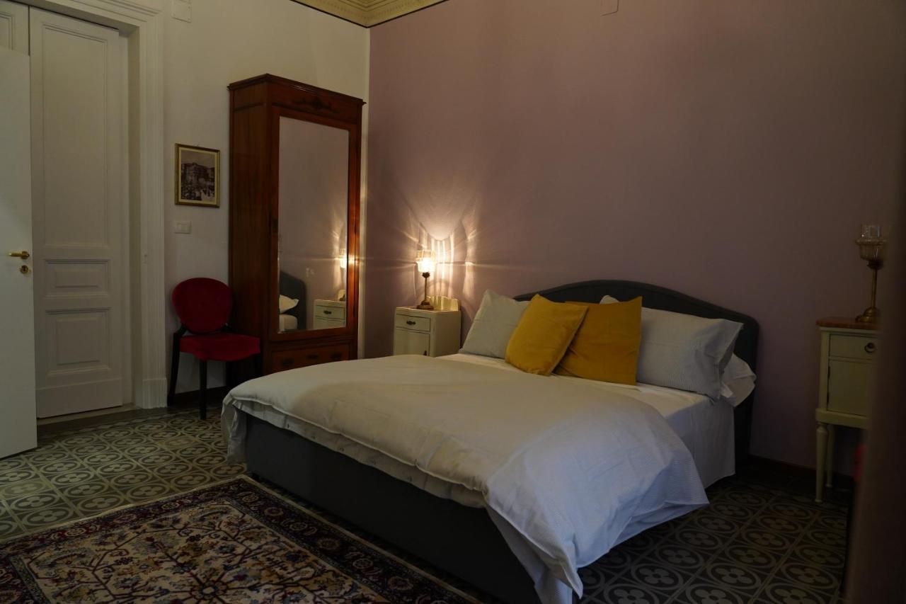Ds Apartment Catania Bagian luar foto
