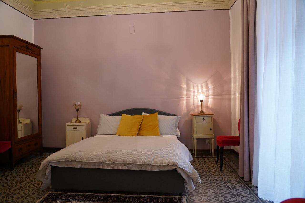 Ds Apartment Catania Bagian luar foto