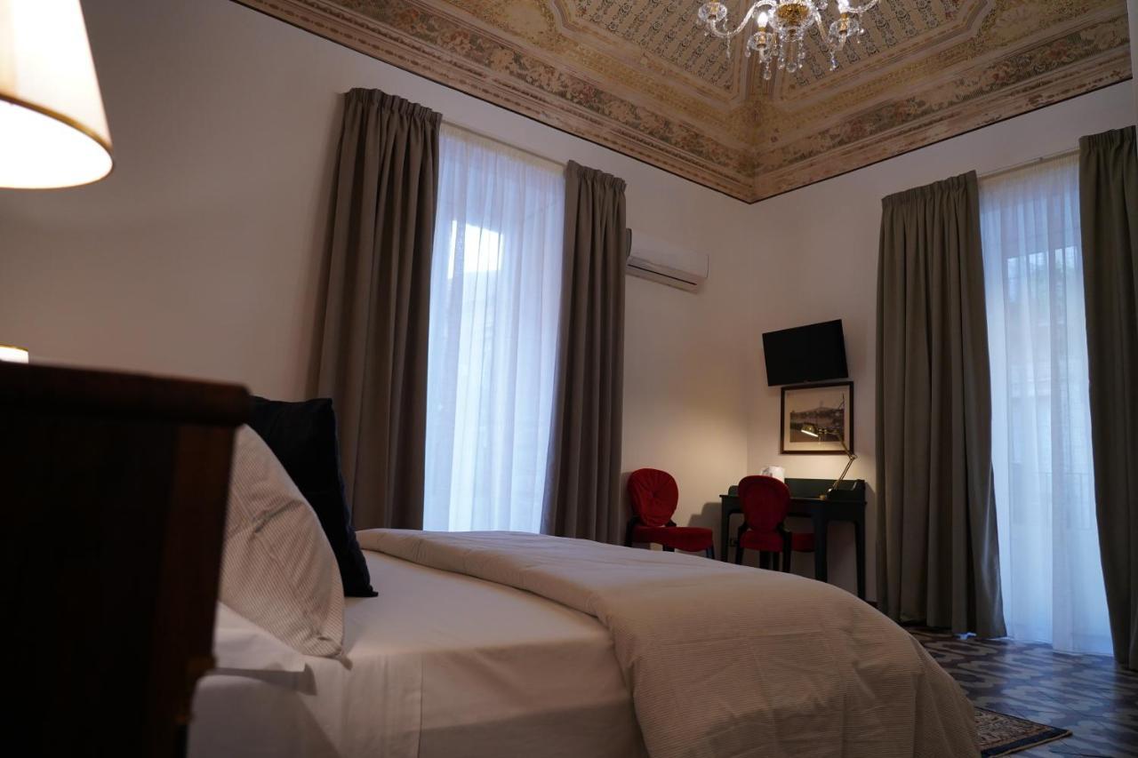 Ds Apartment Catania Bagian luar foto