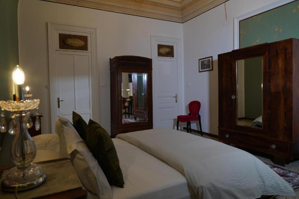 Ds Apartment Catania Bagian luar foto